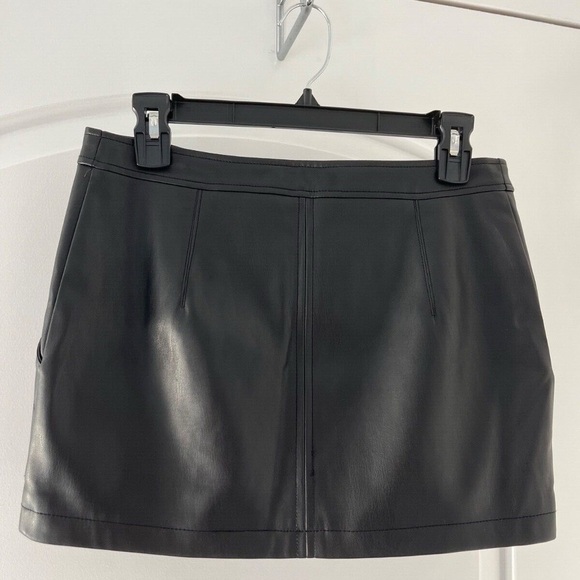 Free People Black Faux Leather Front-Zip Mini Skirt - Picture 4 of 5